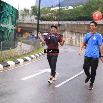 Runner Photo 7959137
