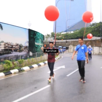 Runner Photo 7959145