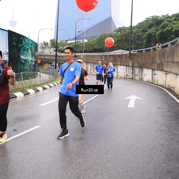 Runner Photo 7959156
