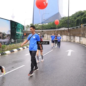 Runner Photo 7959159