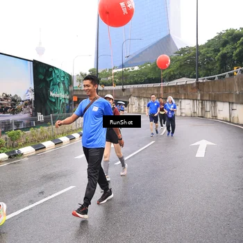 Runner Photo 7959163