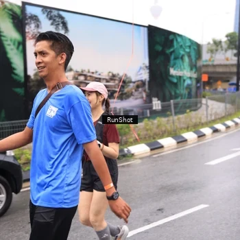 Runner Photo 7959172