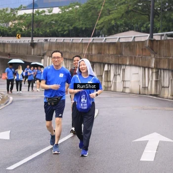 Runner Photo 7959183