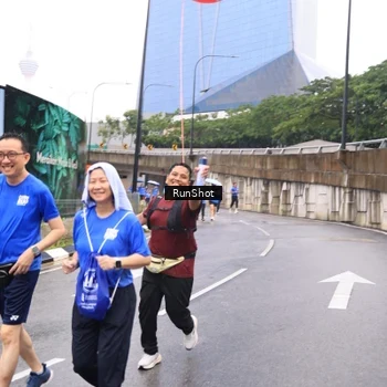 Runner Photo 7959210