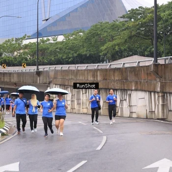 Runner Photo 7959235