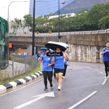 Runner Photo 7959241