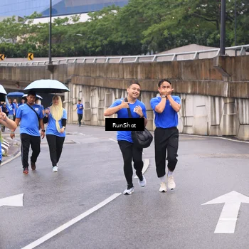 Runner Photo 7959253