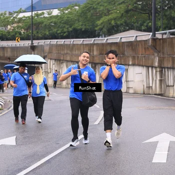 Runner Photo 7959259