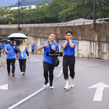 Runner Photo 7959261