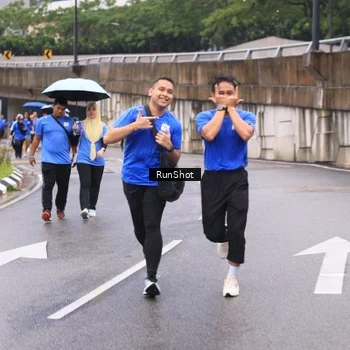 Runner Photo 7959264