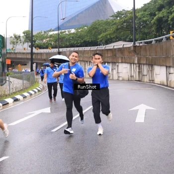 Runner Photo 7959270