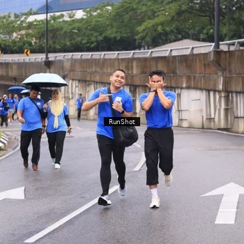 Runner Photo 7959284