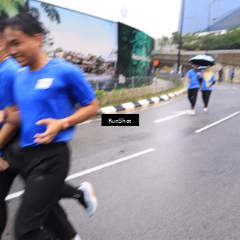 Runner Photo 7959292