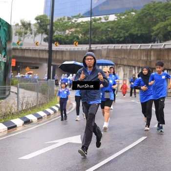 Runner Photo 7959331