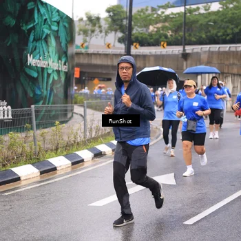 Runner Photo 7959340