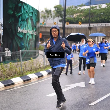 Runner Photo 7959343