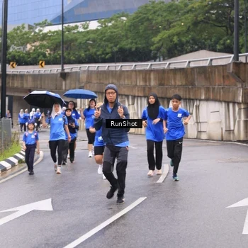Runner Photo 7959345