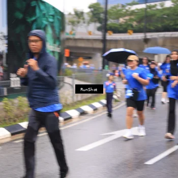 Runner Photo 7959349