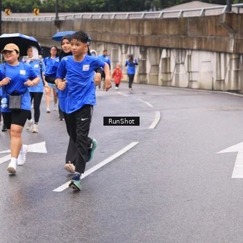 Runner Photo 7959356