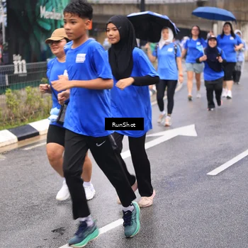 Runner Photo 7959371