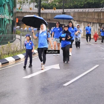 Runner Photo 7959376