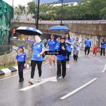 Runner Photo 7959379