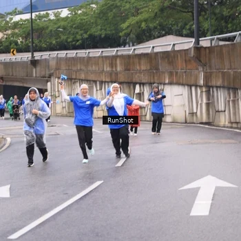 Runner Photo 7959418
