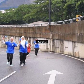 Runner Photo 7959423