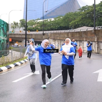 Runner Photo 7959439