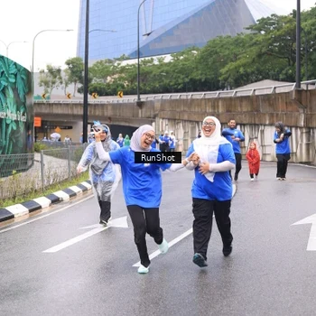 Runner Photo 7959442