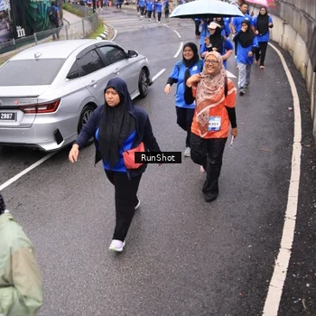 Runner Photo 7959453