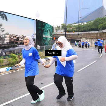 Runner Photo 7959462