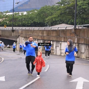 Runner Photo 7959486