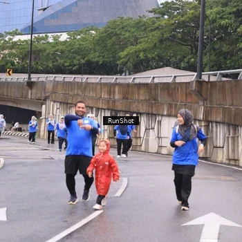 Runner Photo 7959490