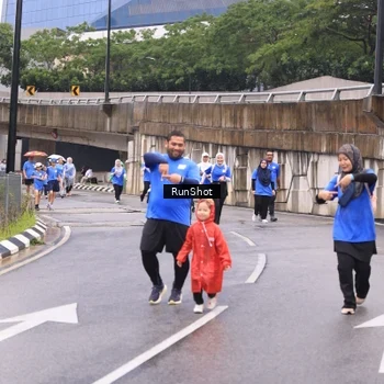 Runner Photo 7959491