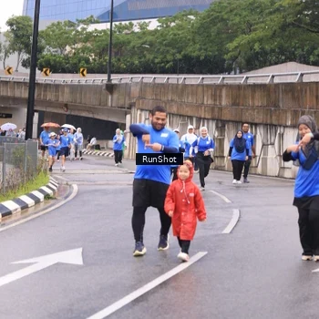 Runner Photo 7959493