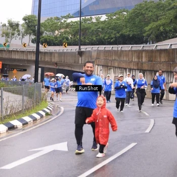 Runner Photo 7959503