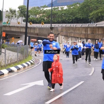 Runner Photo 7959506