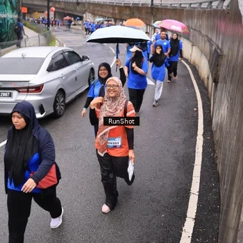 Runner Photo 7959533