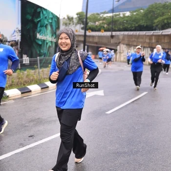 Runner Photo 7959545