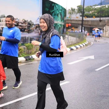 Runner Photo 7959551