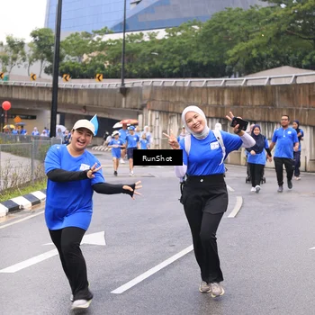Runner Photo 7959553