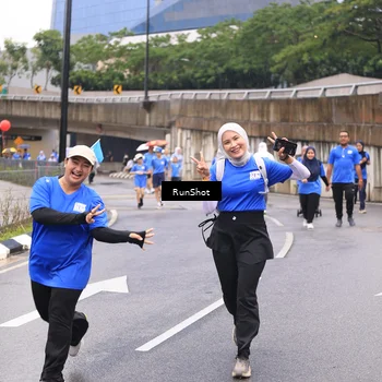 Runner Photo 7959556
