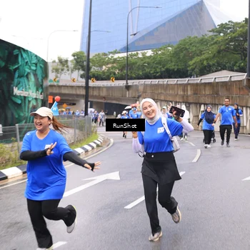 Runner Photo 7959561
