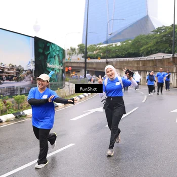 Runner Photo 7959566