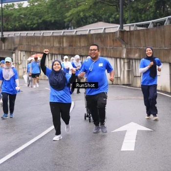 Runner Photo 7959603