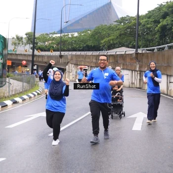 Runner Photo 7959618