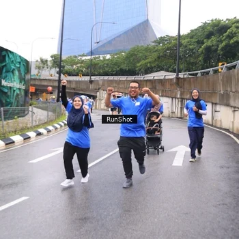 Runner Photo 7959620