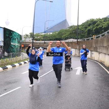 Runner Photo 7959624