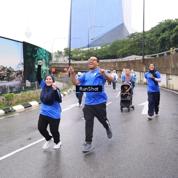 Runner Photo 7959630